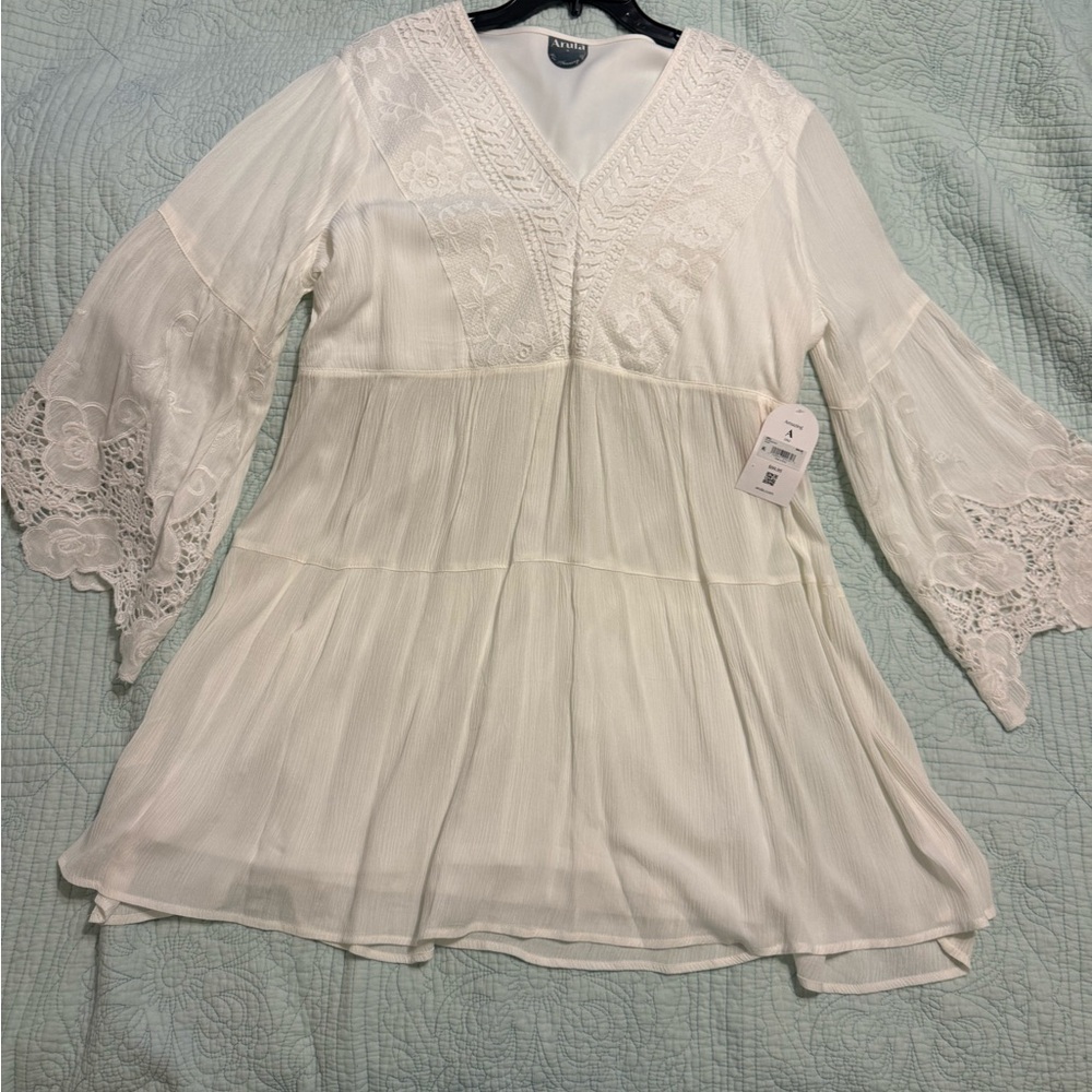 ARULA White Tiered Midi Dress